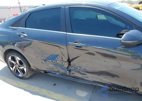 2022 Hyundai Elantra Sel from USA, damaged, VIN 5NPLN4AG7NH054908